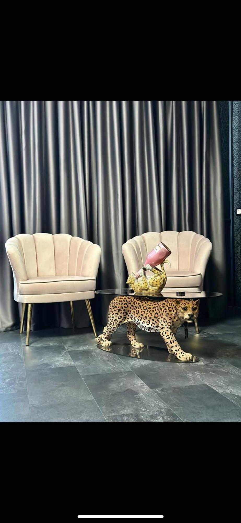 Secret-private Jacuzzi & Cinema Bucuresti Apartment